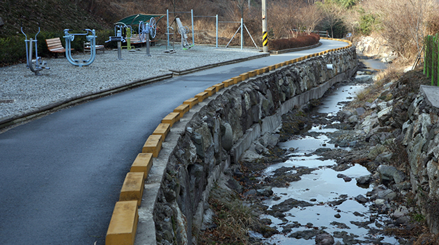 Dongjeokgol Ecological Trail Road 2
